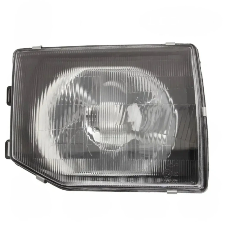 Main headlamp left Mitsubishi Montero V20/40