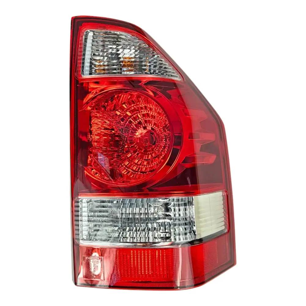 Tuli Taga right Mitsubishi Montero V60