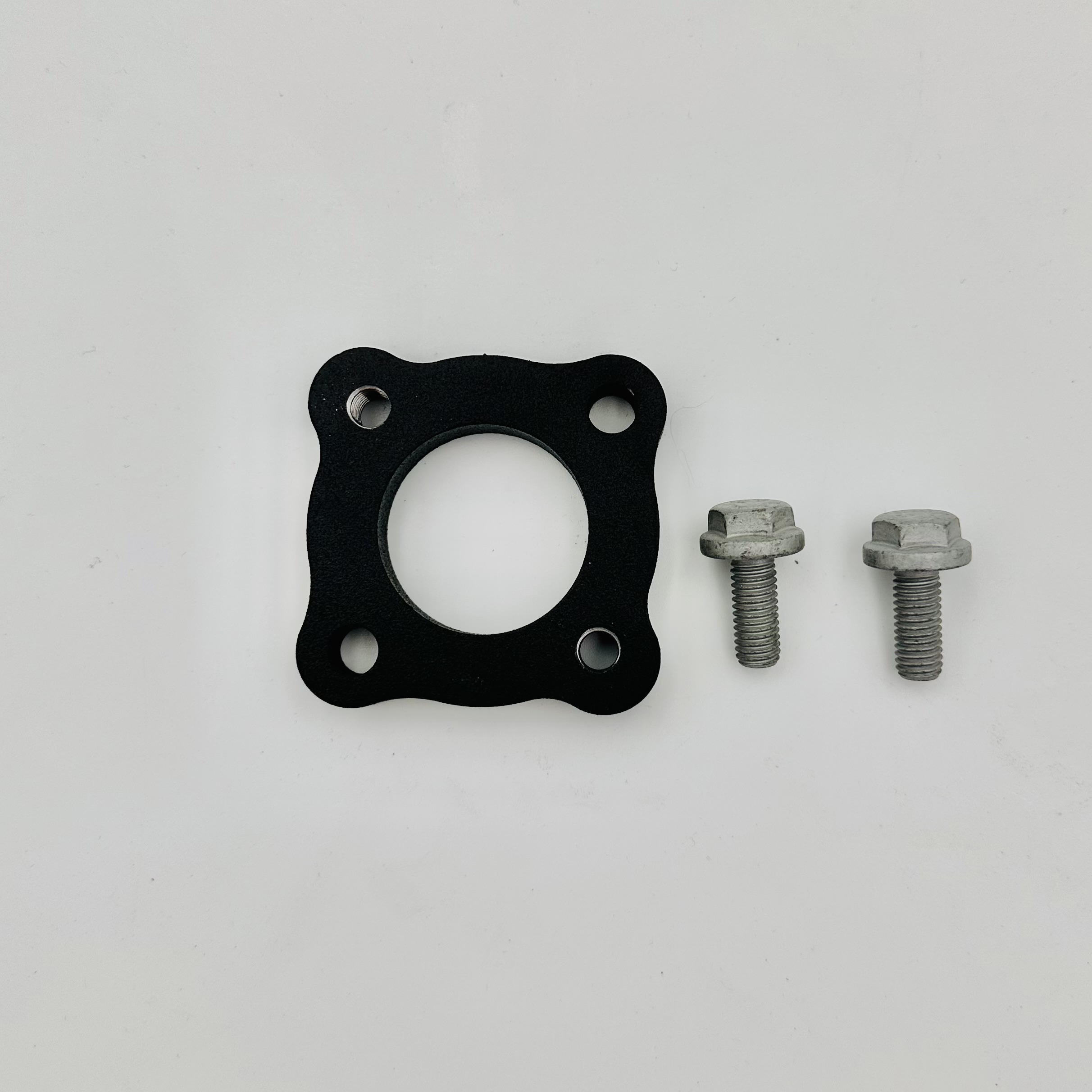 Nissan Patrol Y60/Y61 suurendatud pidurisilindri adapter