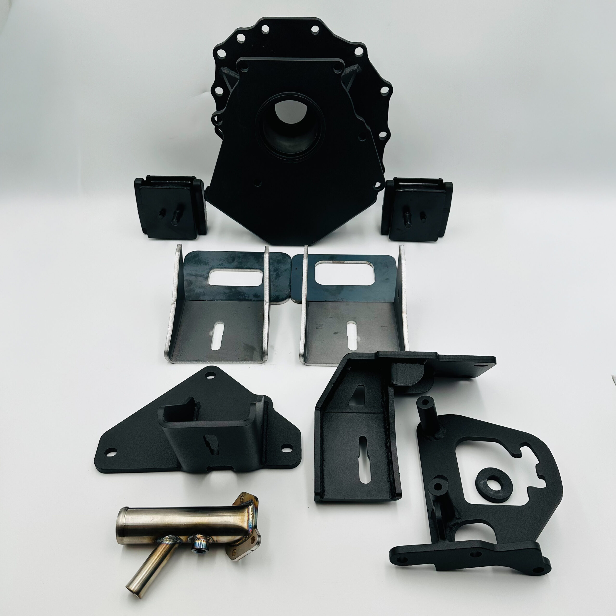 Nissan Patrol Y60 BMW M57 mootori ja ZF 6HP/8HP automaatkasti paigalduskomplekt
