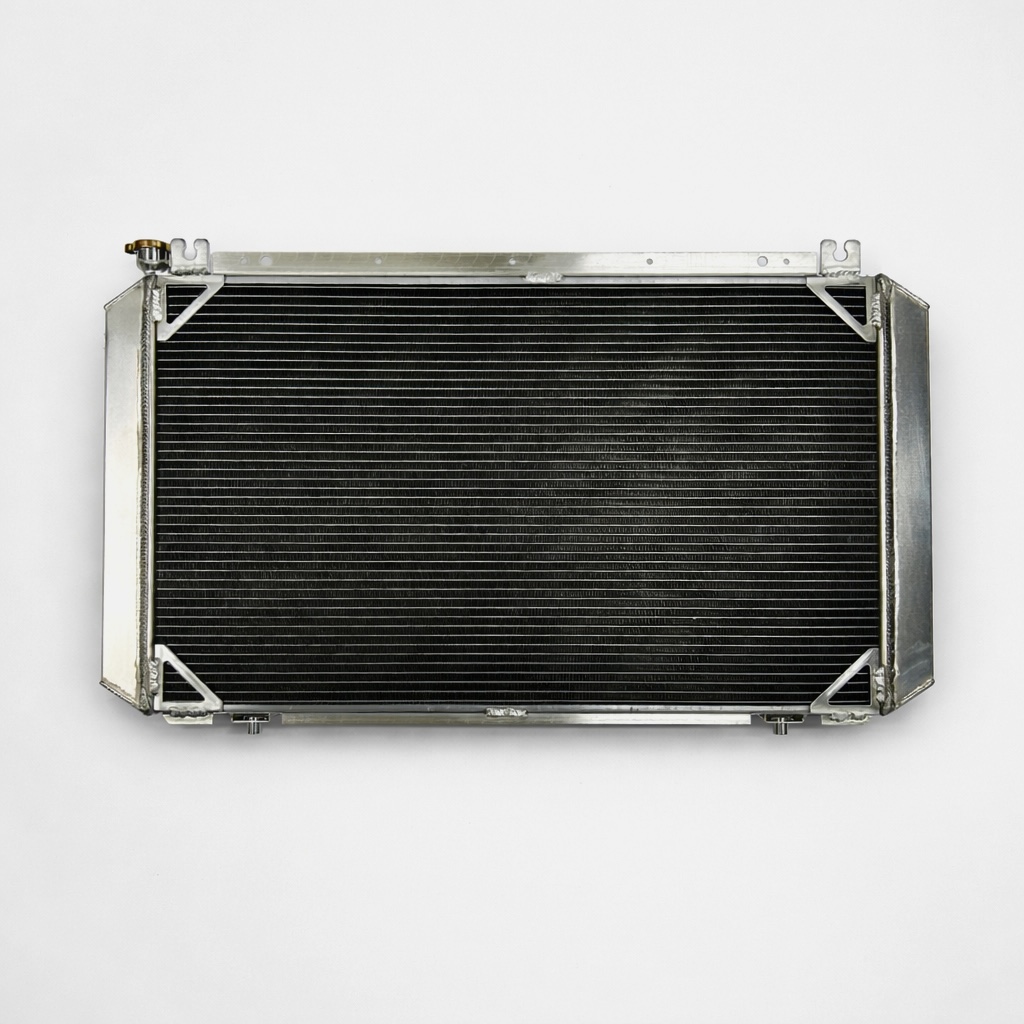 Nissan Patrol Y60 suurendatud alumiiniumist radiaator