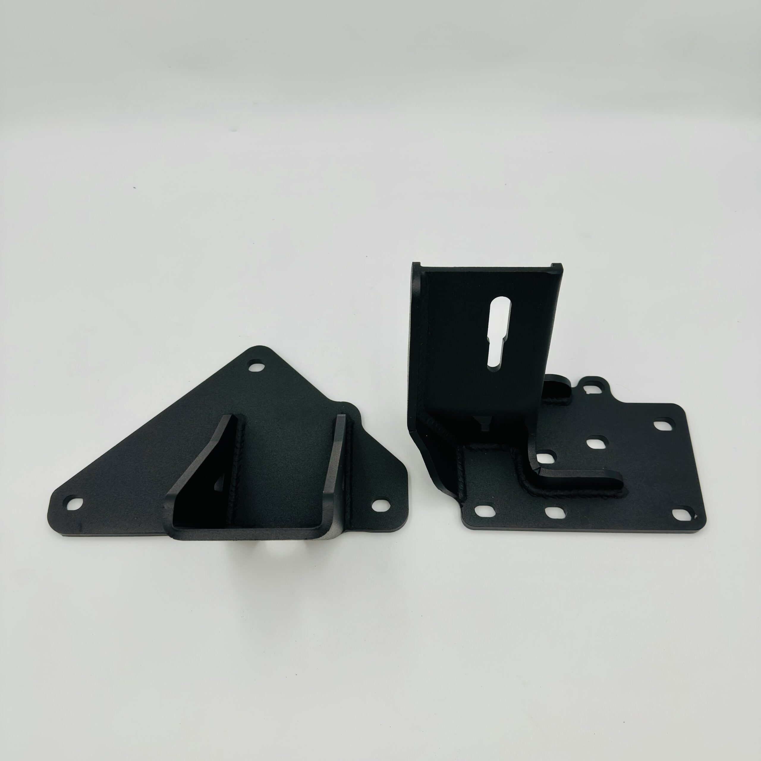 Nissan Patrol Y60/Y61 mootori kinnituste komplekt M57N2